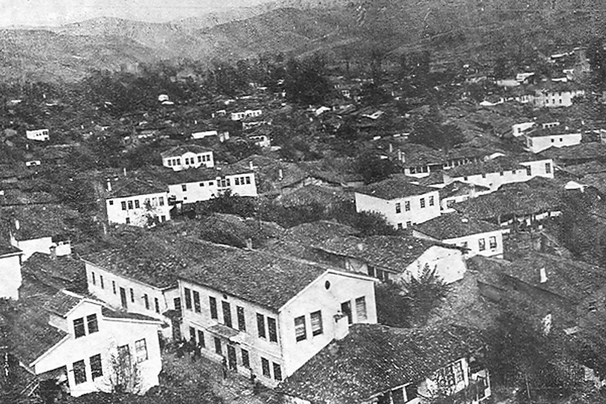 Preserved historical photograph of Radovish from the Macedonian Cities archive, 1 of 14