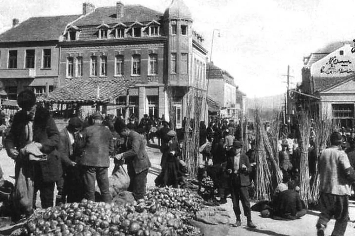 Preserved historical photograph of Resen from the Macedonian Cities archive, 10 of 10