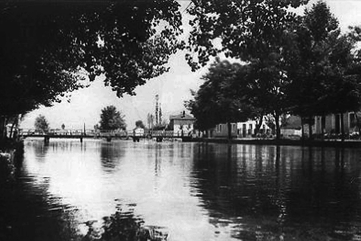 Preserved historical photograph of Struga from the Macedonian Cities archive, 5 of 21