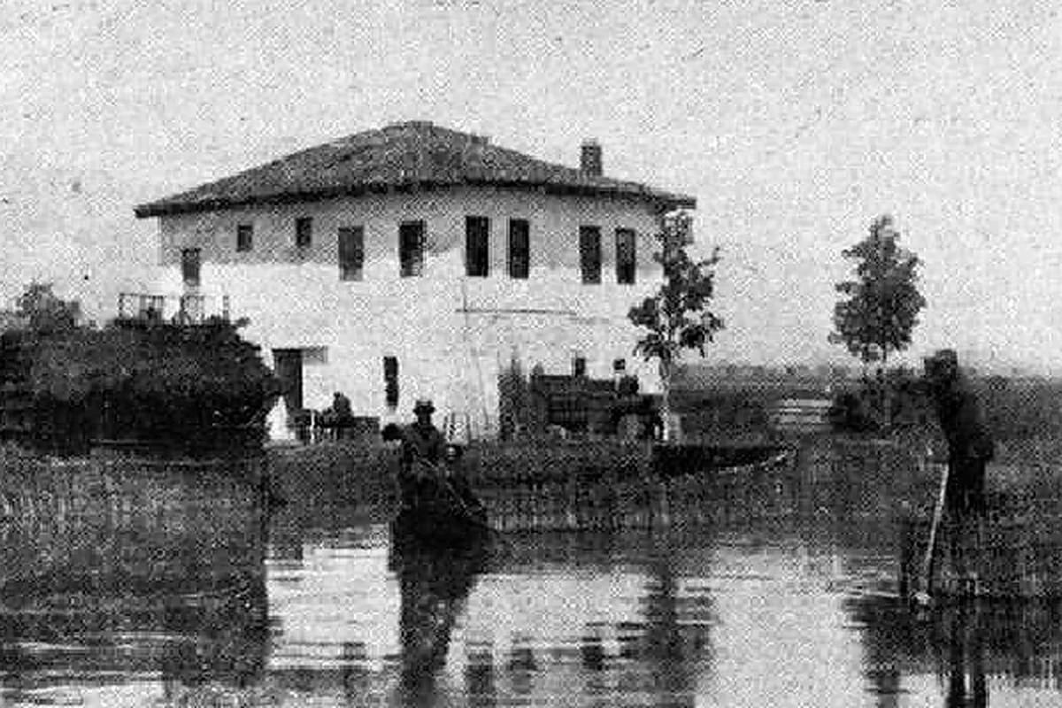 Preserved historical photograph of Struga from the Macedonian Cities archive, 12 of 21