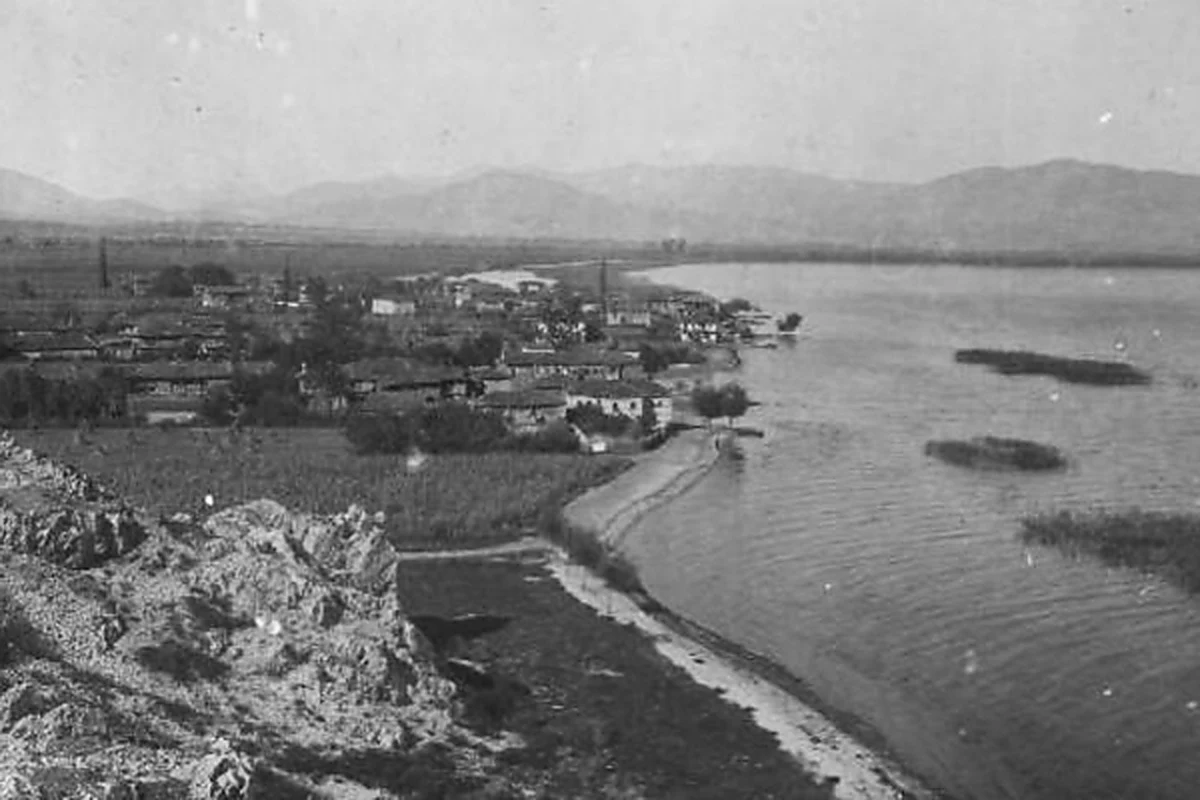 Preserved historical photograph of Struga from the Macedonian Cities archive, 20 of 21